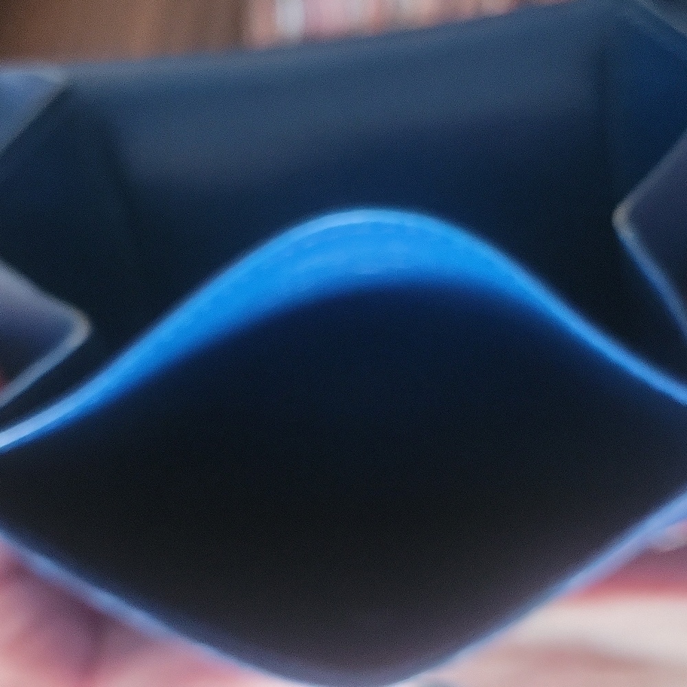 Louis Vuitton Vibrant Blue Epi Leather Coin & Card Holder - Picture 5 of 10